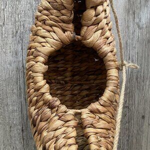 Sloth hanging flower/plant basket